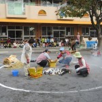 芋焼き みんなで 食べて ほっくり