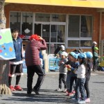 五歳児 豆まき 鬼はそと!!